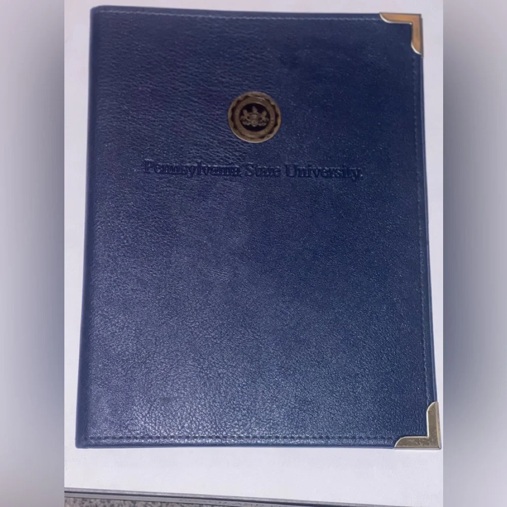 #721 Penn State binder paper holder.